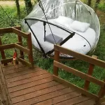 Campismo de Luxo Les Bulles De La Maison Du Rocher Noisy-sur-Ecole