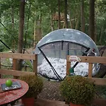 Les Bulles De La Maison Du Rocher 3*