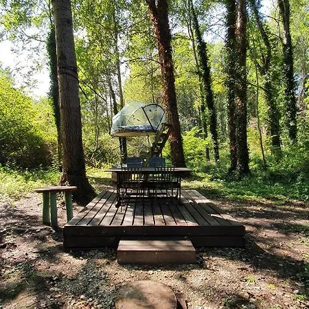 Les Bulles De La Maison Du Rocher Luxury tent Noisy-sur-Ecole